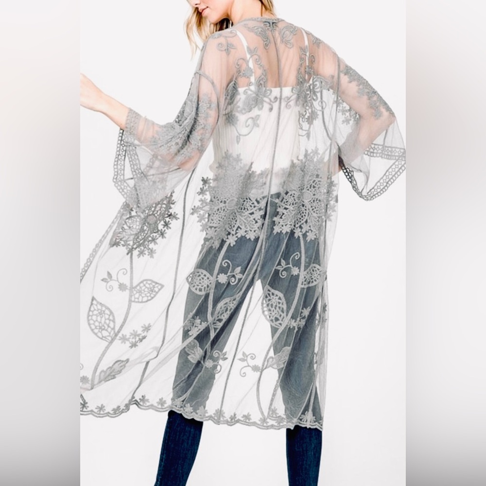 POL Gray Silver Crochet Lace Kimono | Boho Beach Cover Up | S/M